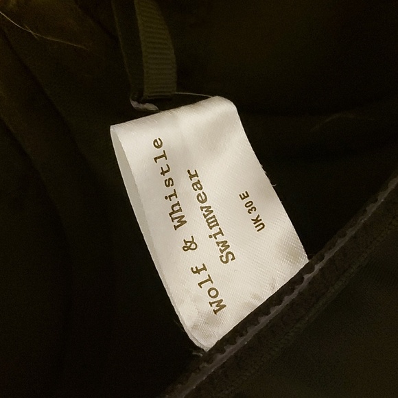 NWT 30E Wolf and Whistle Black Swimsuit with Lace Derauls - Picture 3 of 4